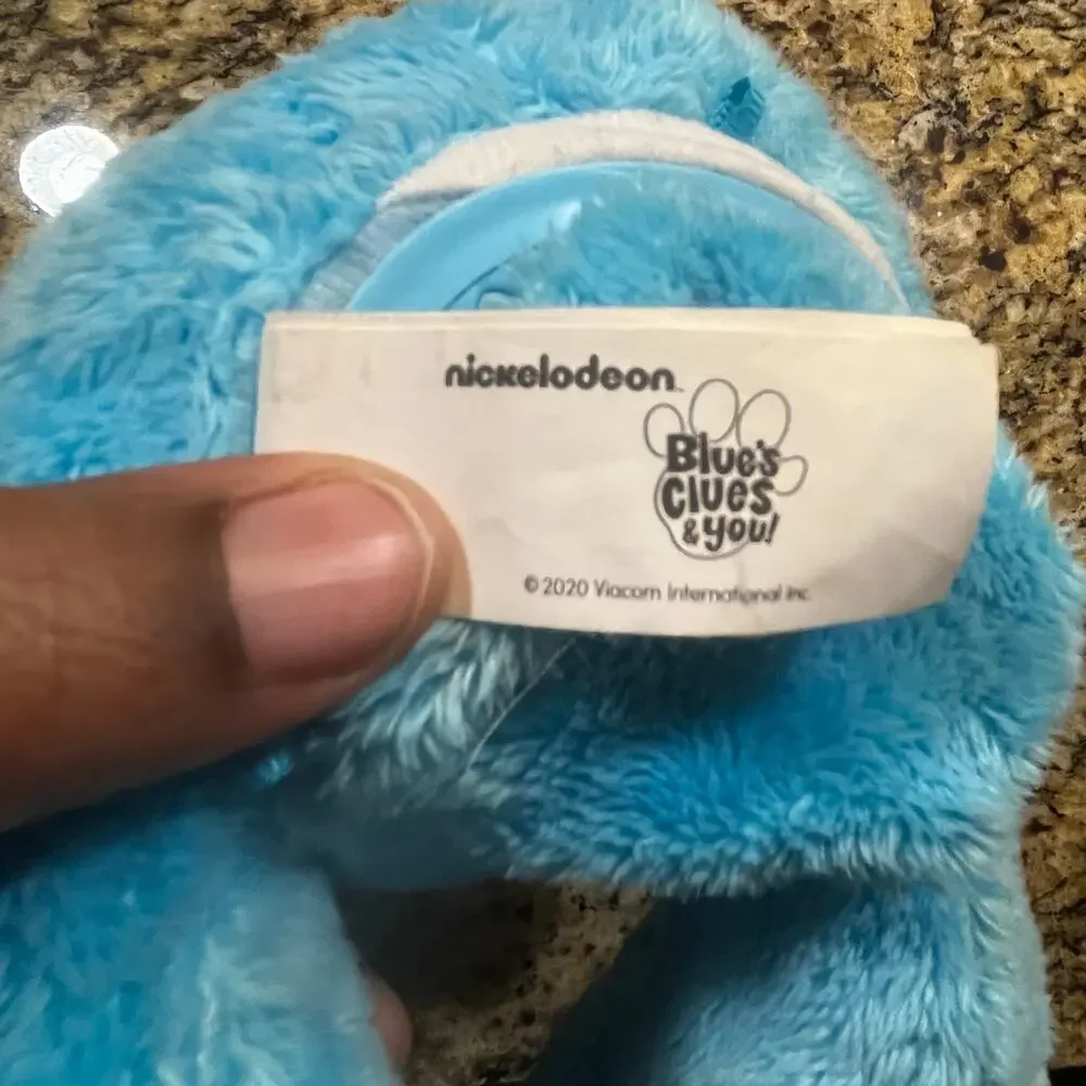 Blue’s Clues & You! Peek-A-Blue 10-Inch Plush w/‎ Sound & Movement Peek-a-Boo